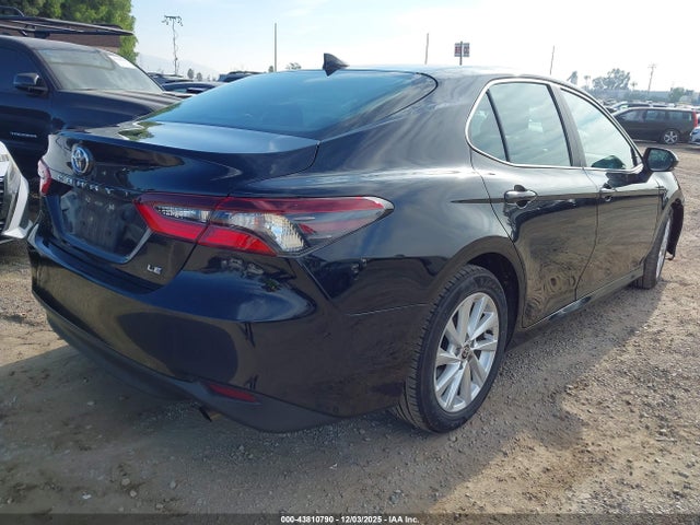 4T1C11AK8RU909461 Toyota CAMRY LE