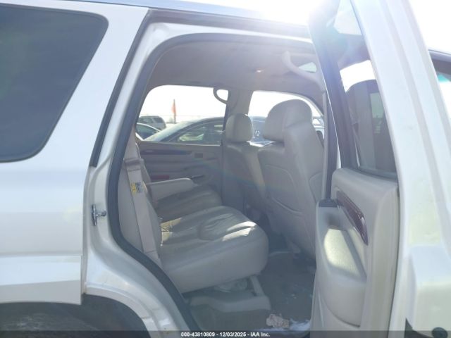 2005 CADILLAC ESCALADE 1GYEK63N75R120675 Photo 7