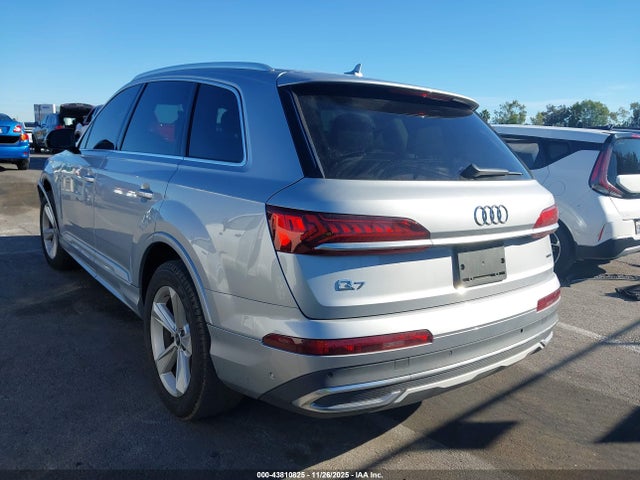2022 AUDI Q7 WA1AXBF76ND019730 Photo 2