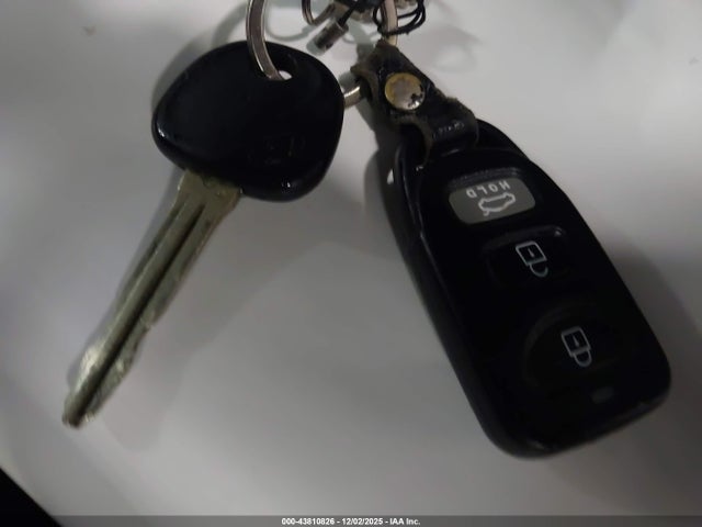 Hyundai ELANTRA SE 2019 5NPD74LF5KH423294 Image 11