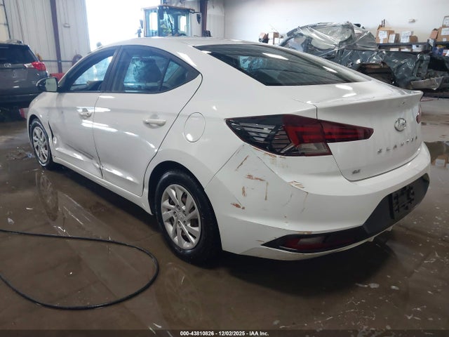 Hyundai ELANTRA SE 2019 5NPD74LF5KH423294 Image 3