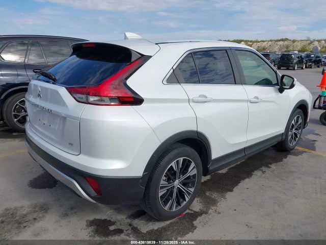 2022 MITSUBISHI ECLIPSE CROSS JA4ASWAA6NZ065859 Photo 3
