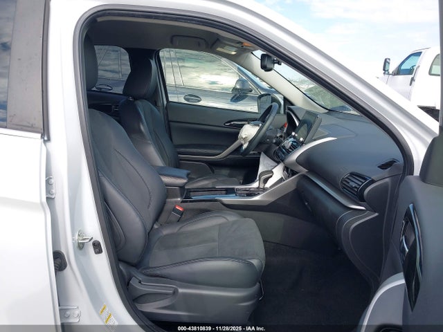 2022 MITSUBISHI ECLIPSE CROSS JA4ASWAA6NZ065859 Photo 4