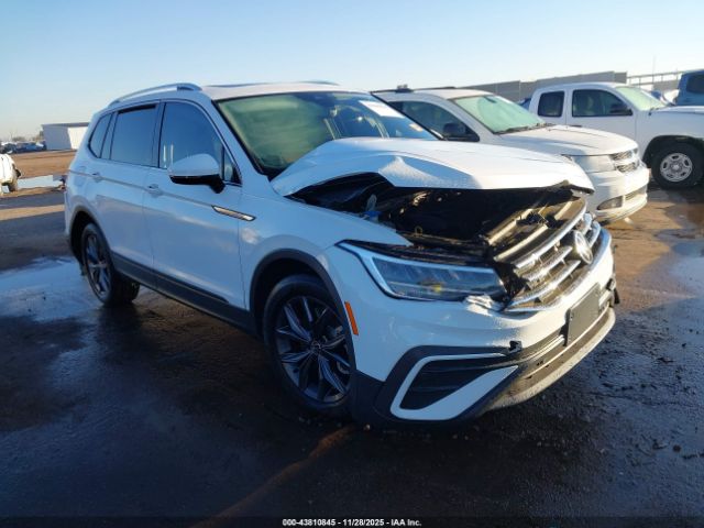 2022 VOLKSWAGEN TIGUAN 3VV3B7AX5NM131569 Photo 0