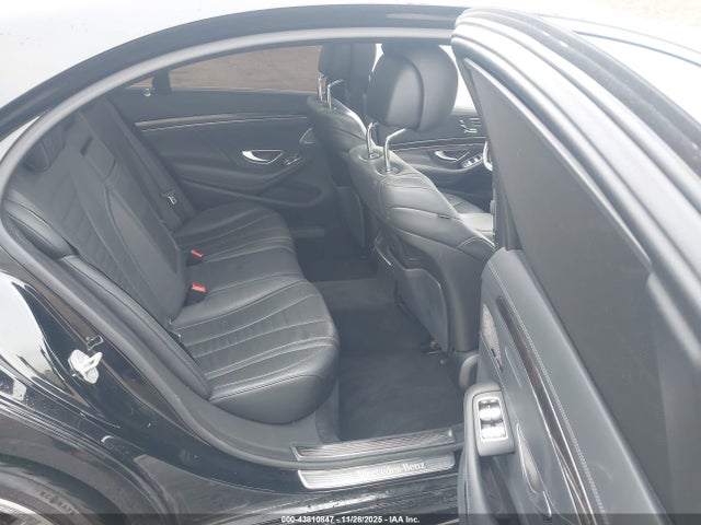 WDDUG8CB0GA243472 Mercedes-Benz S 550