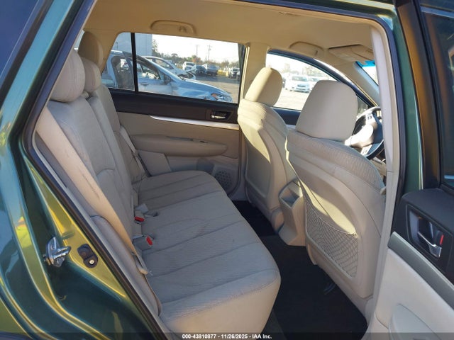 43810877 :رقم المزاد ، 4S4BRDAC6C2266884 vin ، 2012 Subaru Outback 3.6r مزاد بيع