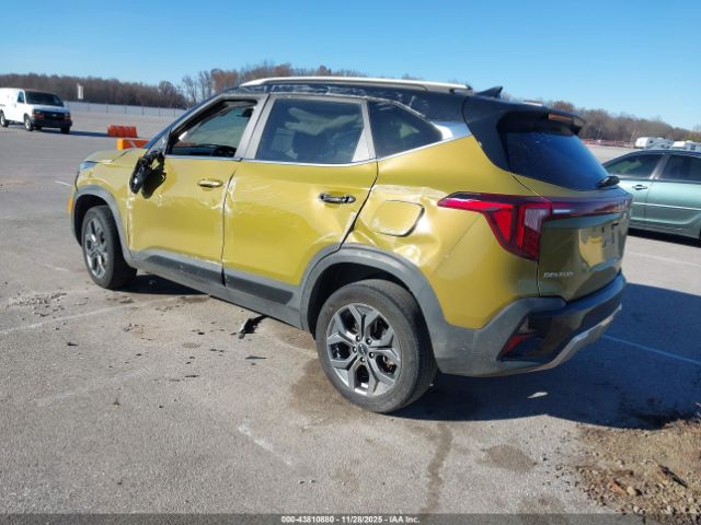 2024 KIA SELTOS KNDEUCAA7R7556135 Photo 2