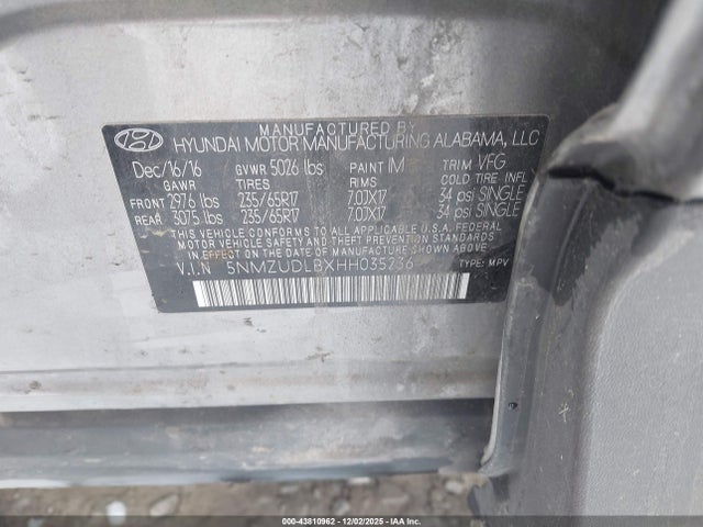 Продажа на аукционе авто 2017 Hyundai Santa Fe Sport 2.4l, vin: 5NMZUDLBXHH035236, номер лота: 43810962