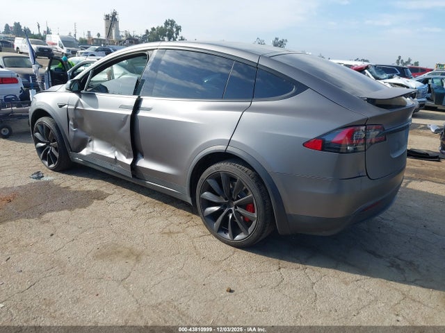 2020 TESLA MODEL X 5YJXCBE26LF273414 Photo 2