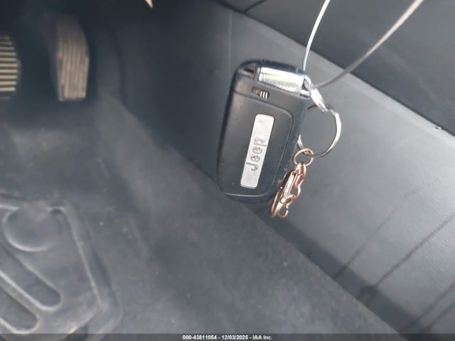 43811054 :رقم المزاد ، 3C4NJDAN3RT174133 vin ، 2024 Jeep Compass Sport 4x4 مزاد بيع