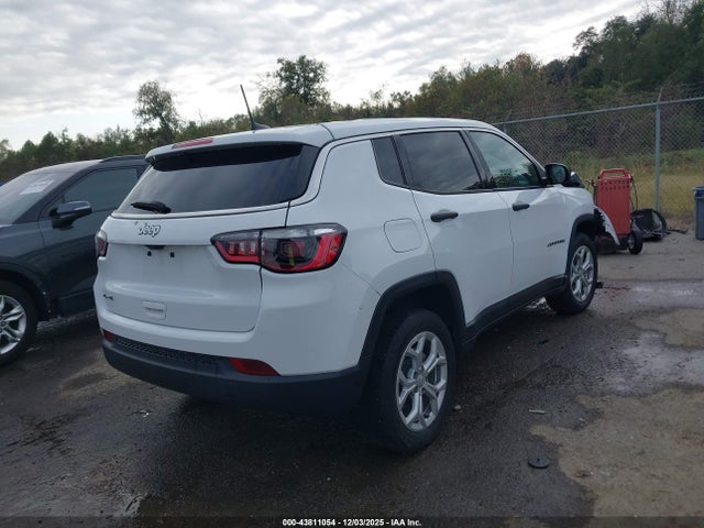 43811054 :رقم المزاد ، 3C4NJDAN3RT174133 vin ، 2024 Jeep Compass Sport 4x4 مزاد بيع