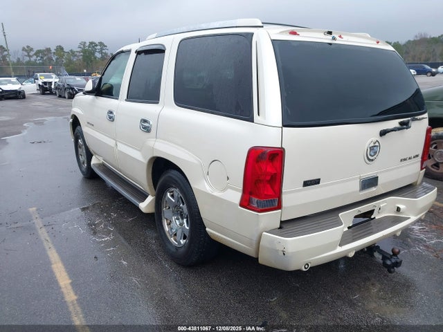 2004 CADILLAC ESCALADE 1GYEC63T54R241229 Photo 2