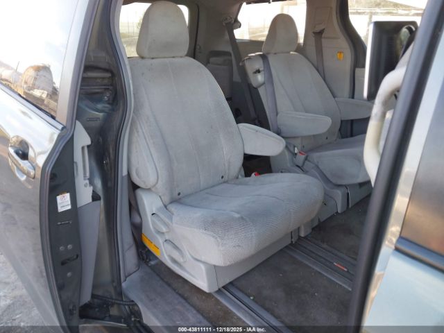 2011 TOYOTA SIENNA 5TDKK3DC9BS145272 Photo 7