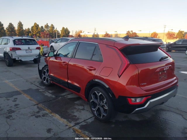 KNDCR3LE6P5066447 KIA Niro Ex Touring