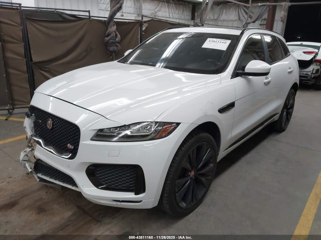 2018 JAGUAR F-PACE SADCM2FVXJA240415 Photo 1