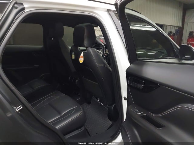 2018 JAGUAR F-PACE SADCM2FVXJA240415 Photo 7