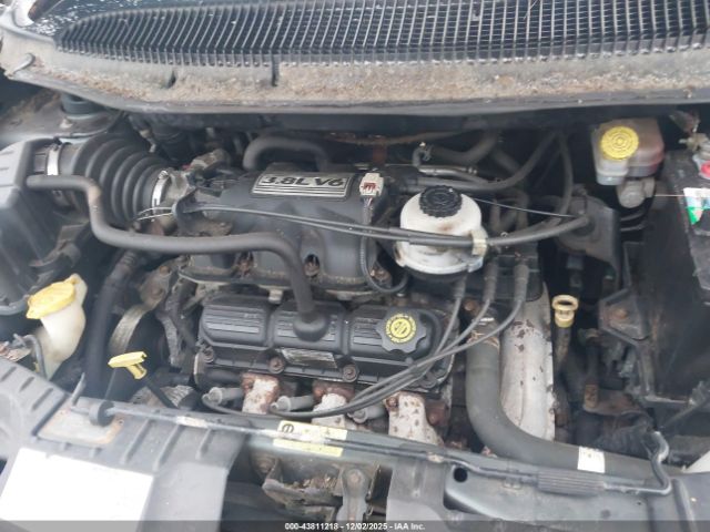 2004 CHRYSLER TOWN & COUNTRY 2C8GT64L44R535565 Photo 9