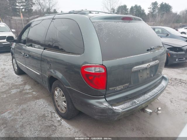 2004 CHRYSLER TOWN & COUNTRY 2C8GT64L44R535565 Photo 2