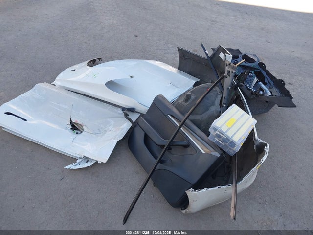 Tesla Model 3 Rear-wheel Drive 2022 5YJ3E1EA3NF142986 Image 12