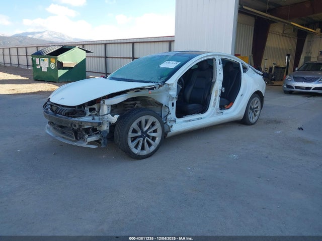 2022 TESLA MODEL 3 5YJ3E1EA3NF142986 Photo 1