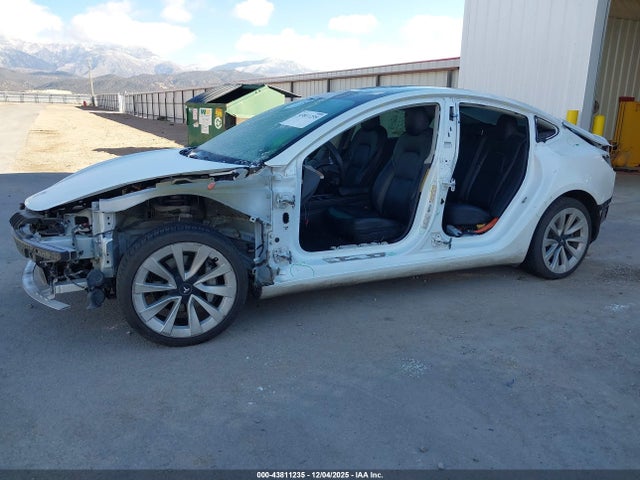 2022 TESLA MODEL 3 5YJ3E1EA3NF142986 Photo 5
