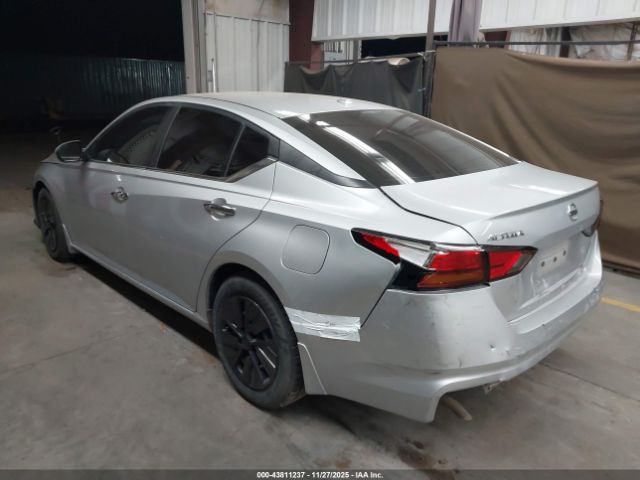 2019 NISSAN ALTIMA 1N4BL4BV3KC191906 Photo 2
