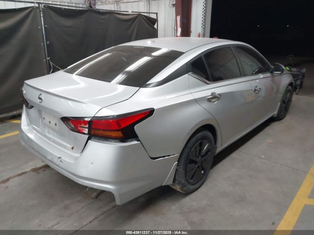 2019 NISSAN ALTIMA 1N4BL4BV3KC191906 Photo 3