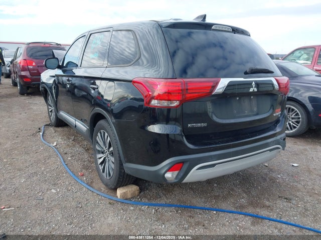 2019 MITSUBISHI OUTLANDER JA4AD3A33KJ002125 Photo 2