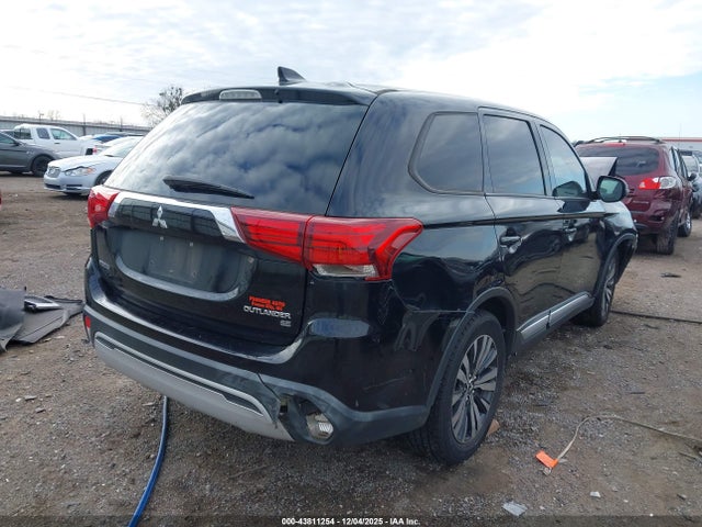 2019 MITSUBISHI OUTLANDER JA4AD3A33KJ002125 Photo 3