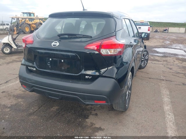 3N1CP5CUXKL529551 Nissan KICKS SV