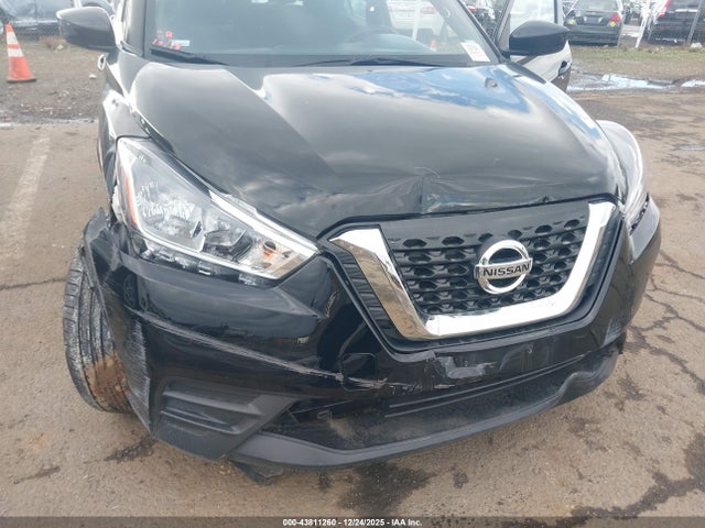 3N1CP5CUXKL529551 Nissan KICKS SV