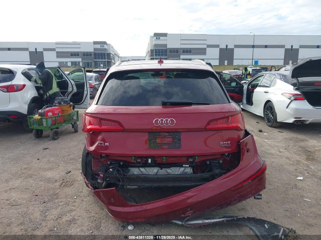 2018 Audi Q5 2.0t Premium/2.0t Tech Premium მანქანა იყიდება აუქციონზე, vin: WA1BNAFY9J2235896, აუქციონის ნომერი: 43811328
