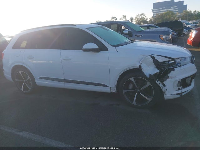 WA1VAAF75KD007884 Audi Q7 55 Premium