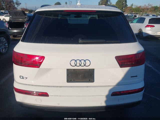 WA1VAAF75KD007884 Audi Q7 55 Premium