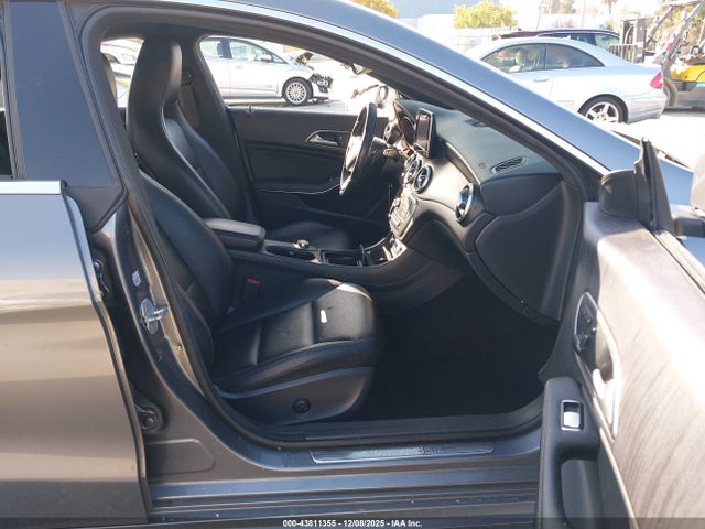 Mercedes-Benz CLA 250 2015 WDDSJ4EBXFN230718 Image 5