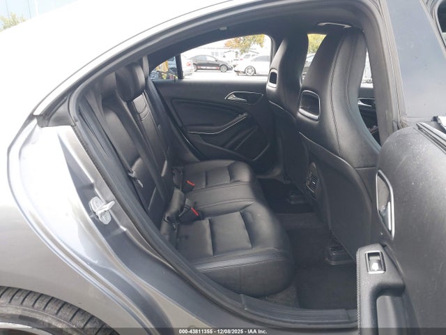 Mercedes-Benz CLA 250 2015 WDDSJ4EBXFN230718 Image 8