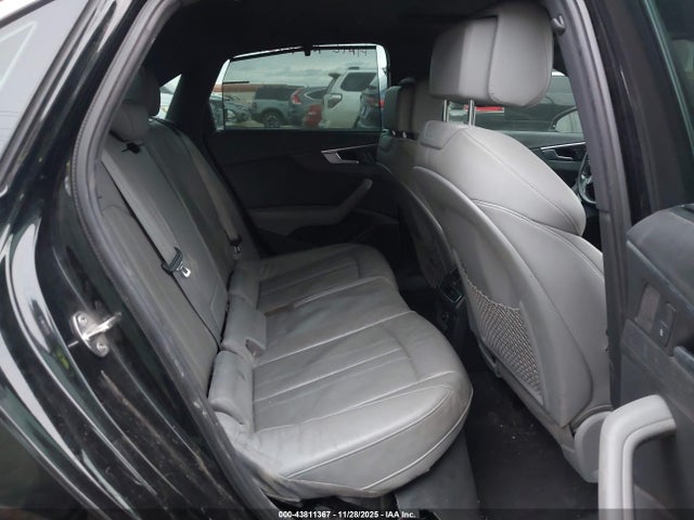 2017 AUDI A4 WAUFNAF4XHN042747 Photo 7