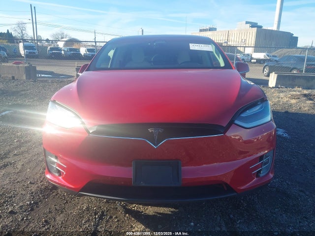 5YJXCBE48HF061283 Tesla Model X P100d