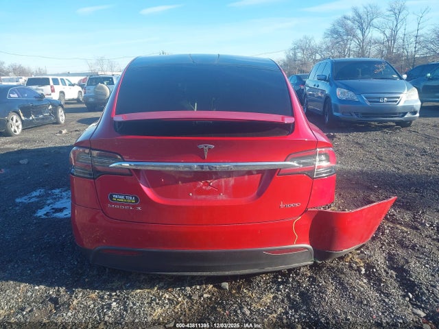 5YJXCBE48HF061283 Tesla Model X P100d