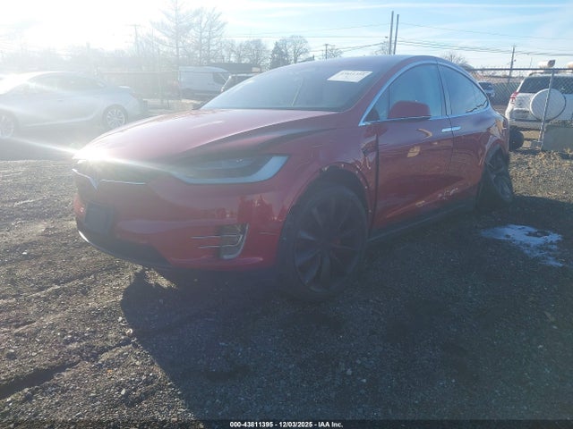 2017 TESLA MODEL X 5YJXCBE48HF061283 Photo 1