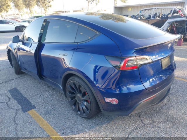 2022 TESLA MODEL Y 7SAYGDEF9NF521524 Photo 2