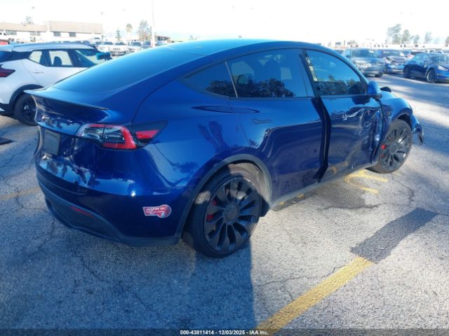 2022 TESLA MODEL Y 7SAYGDEF9NF521524 Photo 3