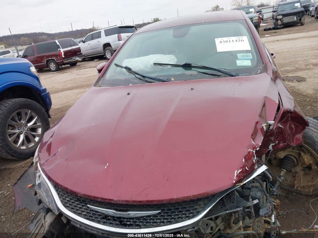 Продажа на аукционе авто 2016 Chrysler 200 Limited, vin: 1C3CCCAB2GN143989, номер лота: 43811426