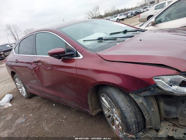 Продажа на аукционе авто 2016 Chrysler 200 Limited, vin: 1C3CCCAB2GN143989, номер лота: 43811426
