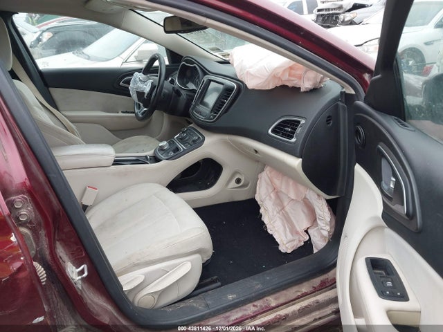 2016 CHRYSLER 200 1C3CCCAB2GN143989 Photo 4