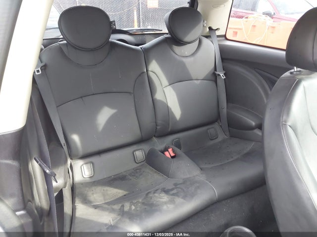 2012 MINI COOPER WMWSU3C54CT186292 Photo 7