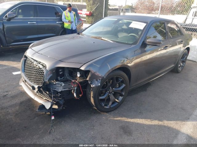 2023 CHRYSLER 300 2C3CCADG6PH620542 Photo 1