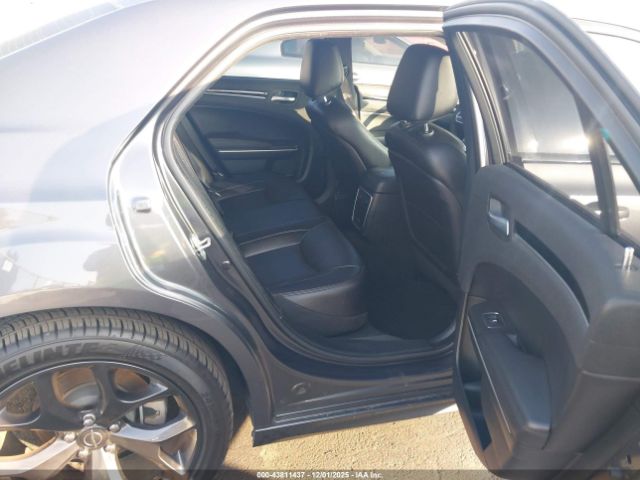 2023 CHRYSLER 300 2C3CCADG6PH620542 Photo 7