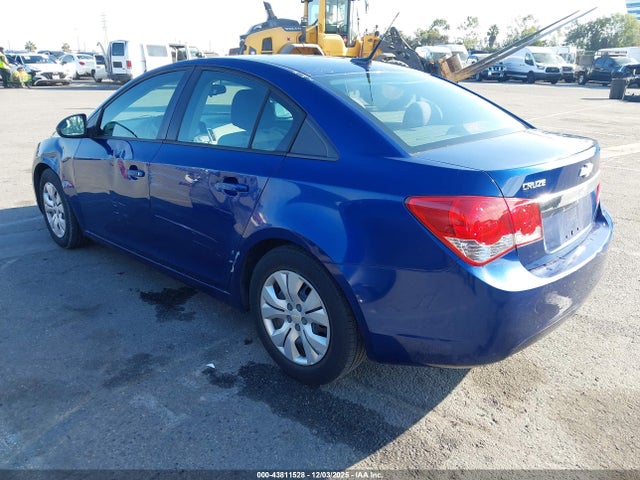 2013 CHEVROLET CRUZE 1G1PA5SG3D7263107 Photo 2