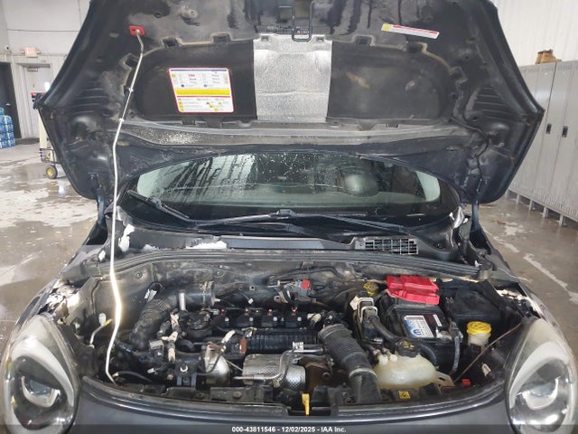 2019 FIAT 500X ZFBNFYB13KP828632 Photo 9